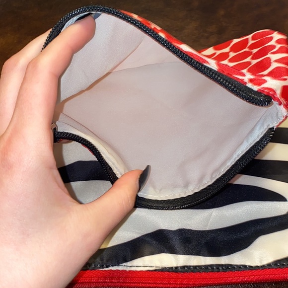 🐚Bath and body works small clutches! - Picture 3 of 5